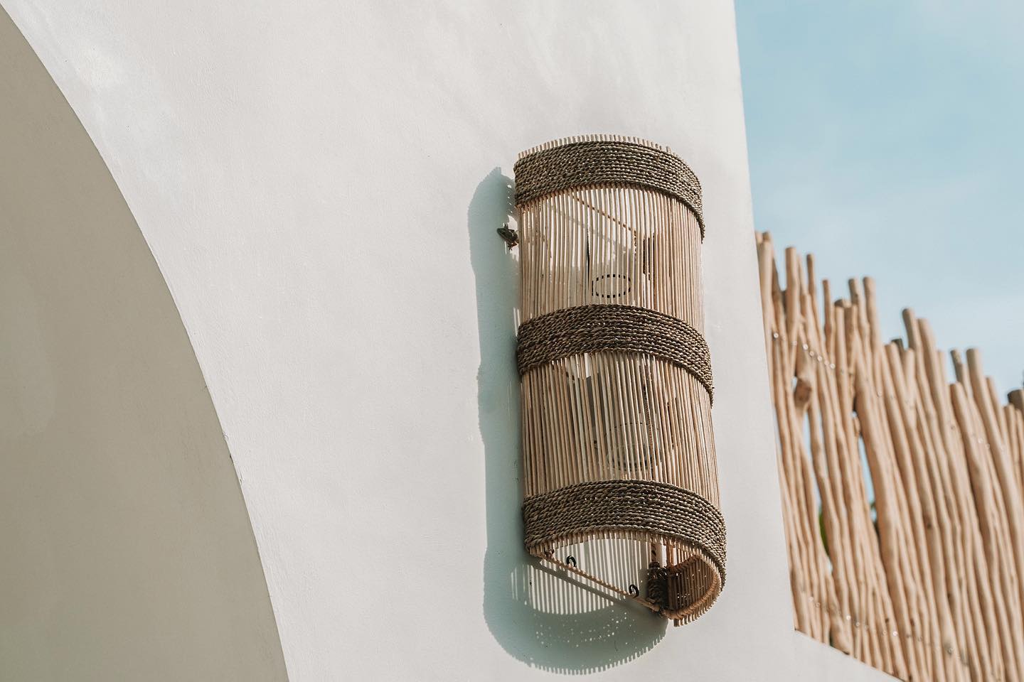 Jalal wall light
