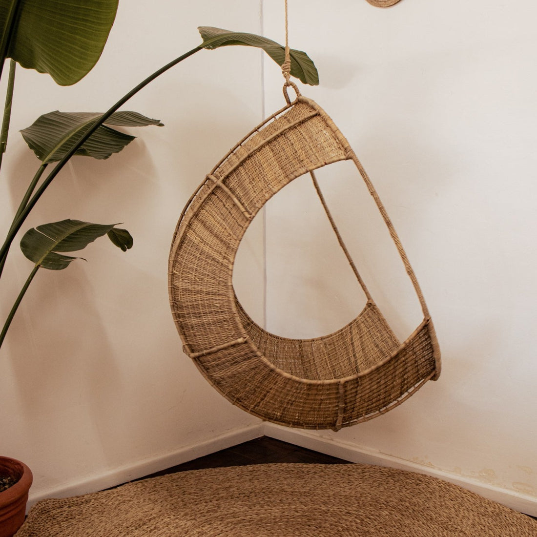Malawi Hanging Egg Chair