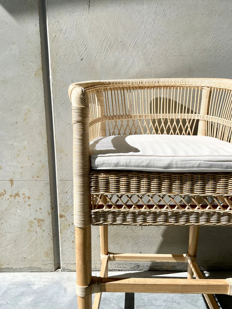 BAR STOOL CUSHION [WHITE]