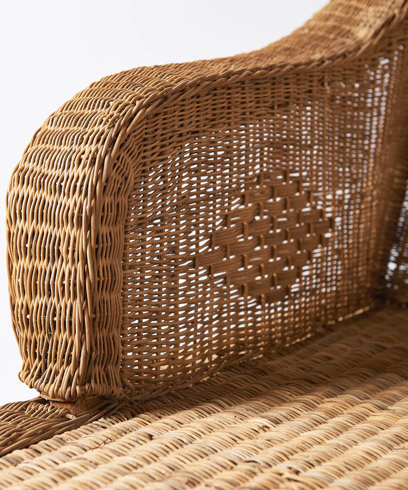 Lounge Seater