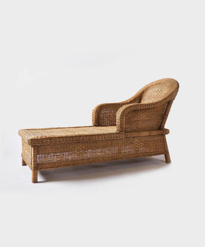 Lounge Seater