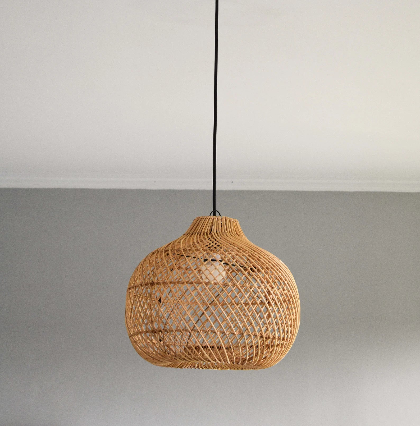 KANAWA WICKER LAMPSHADE
